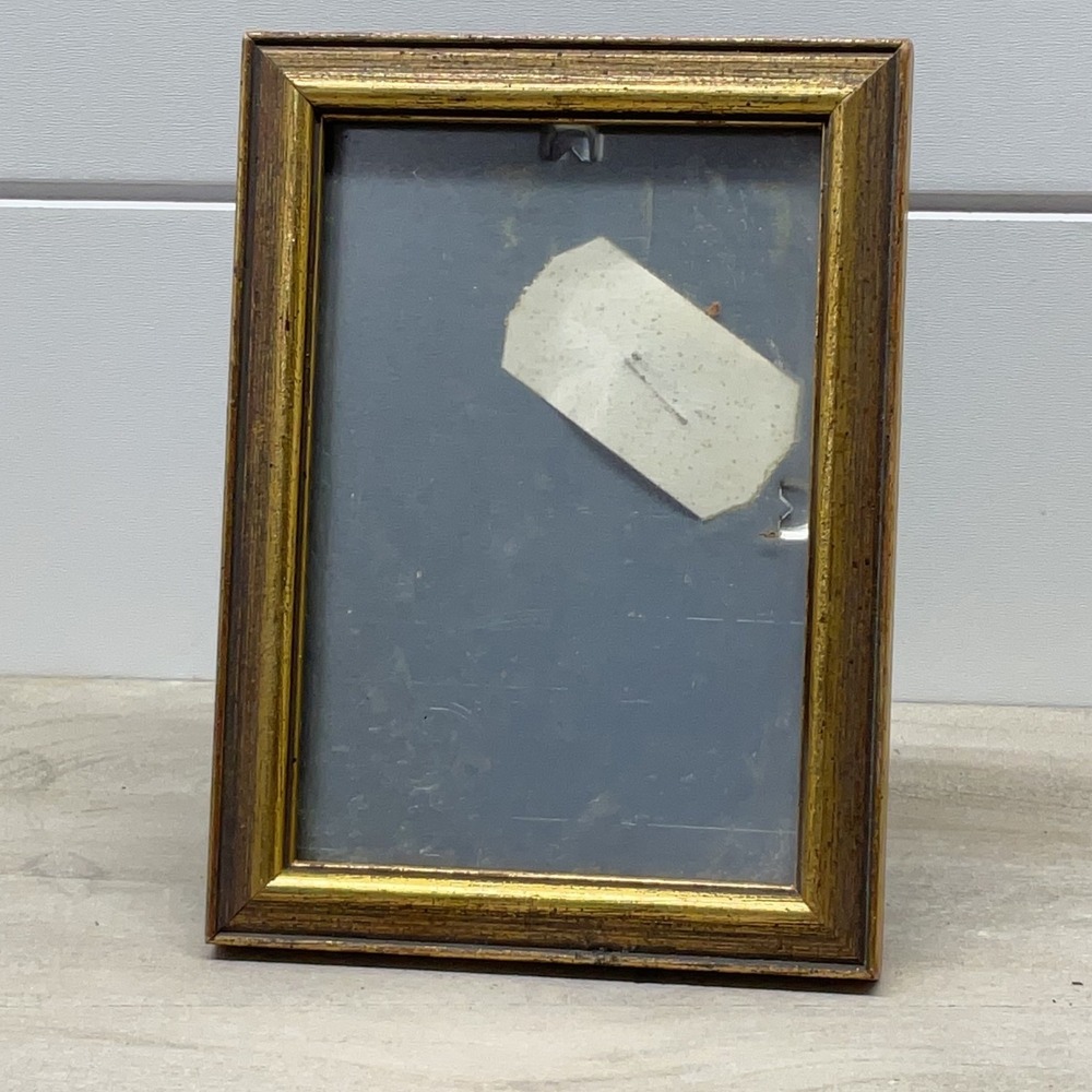 Vintage Gold Ornate Tabletop Picture Frame 4x6 Rectangular Antiqued Finish